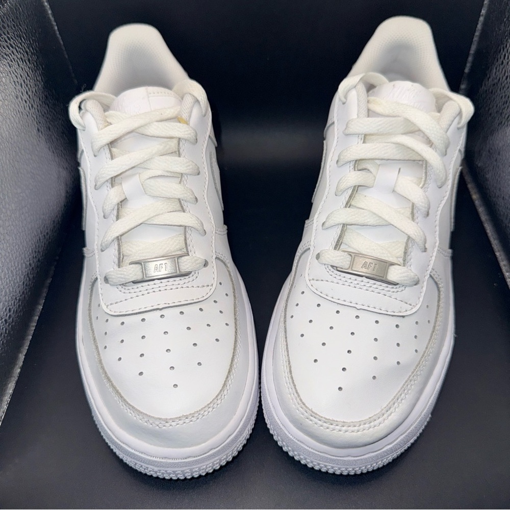 Size 7 - Nike Air Force 1 White GS, 314192-117, Clean, No Box, Good Condition